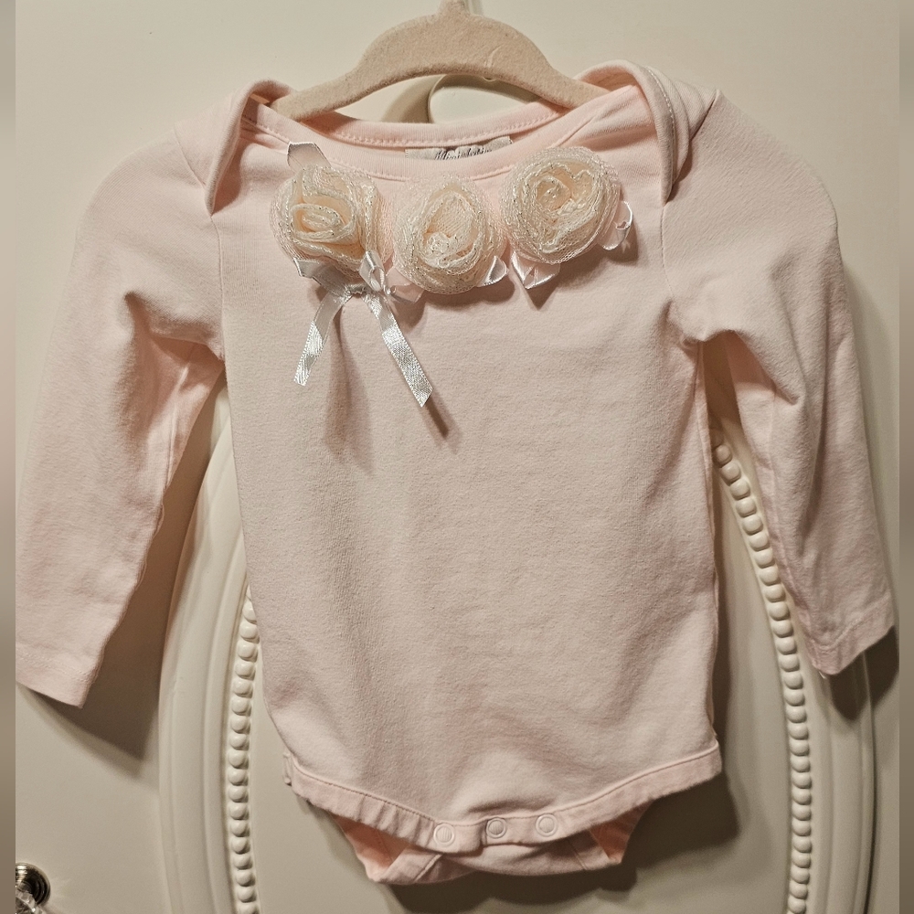 Miniclasix baby onesie